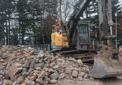 Probíhající demolice stávajícího objektu